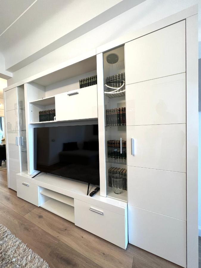 Sky View - Luxury Apartament - Sanador Victoriei Bukurešť Exteriér fotografie