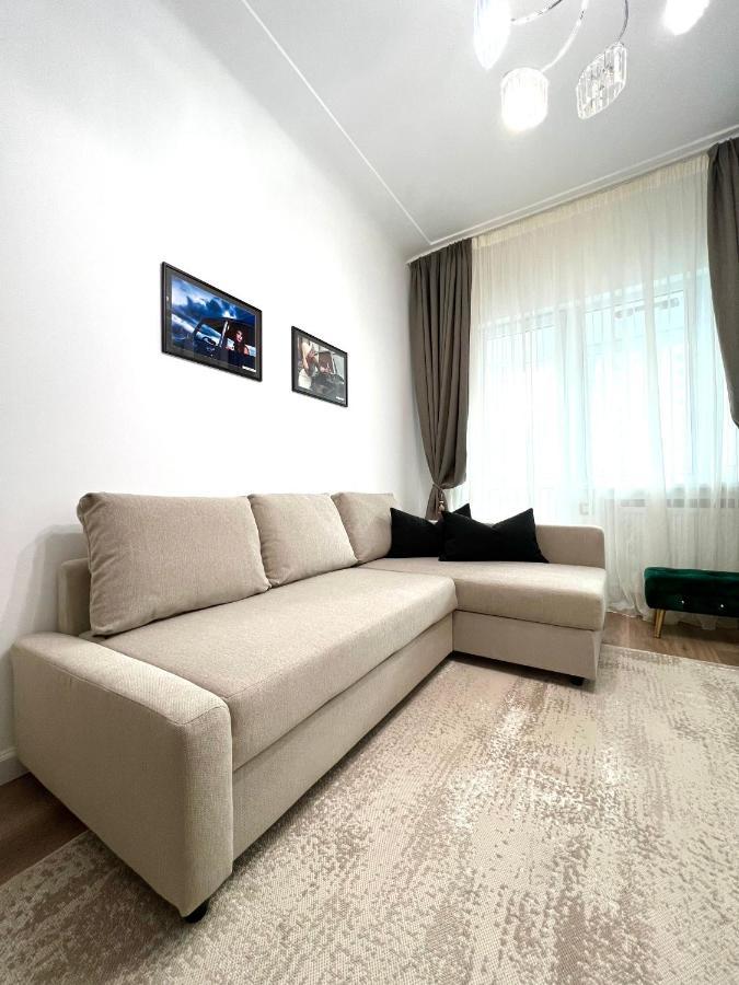 Sky View - Luxury Apartament - Sanador Victoriei Bukurešť Exteriér fotografie